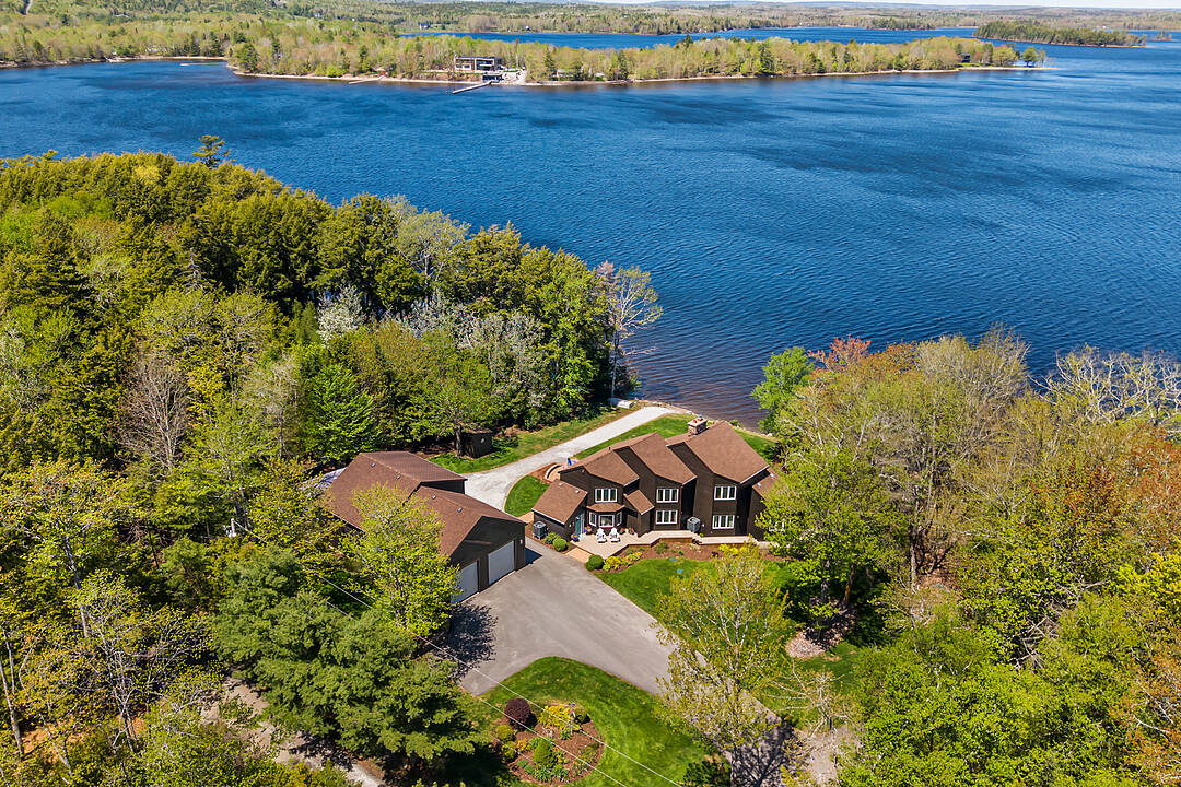 59 Cochrane Point Road, Enfield, Nova Scotia