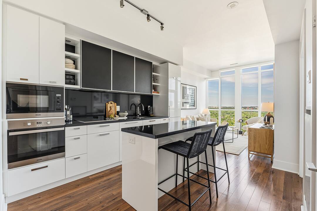 32 Davenport Rd #2604, Toronto, Ontario
