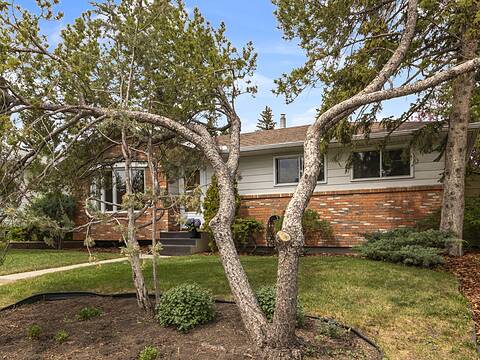77 Hogarth Crescent SW, Calgary