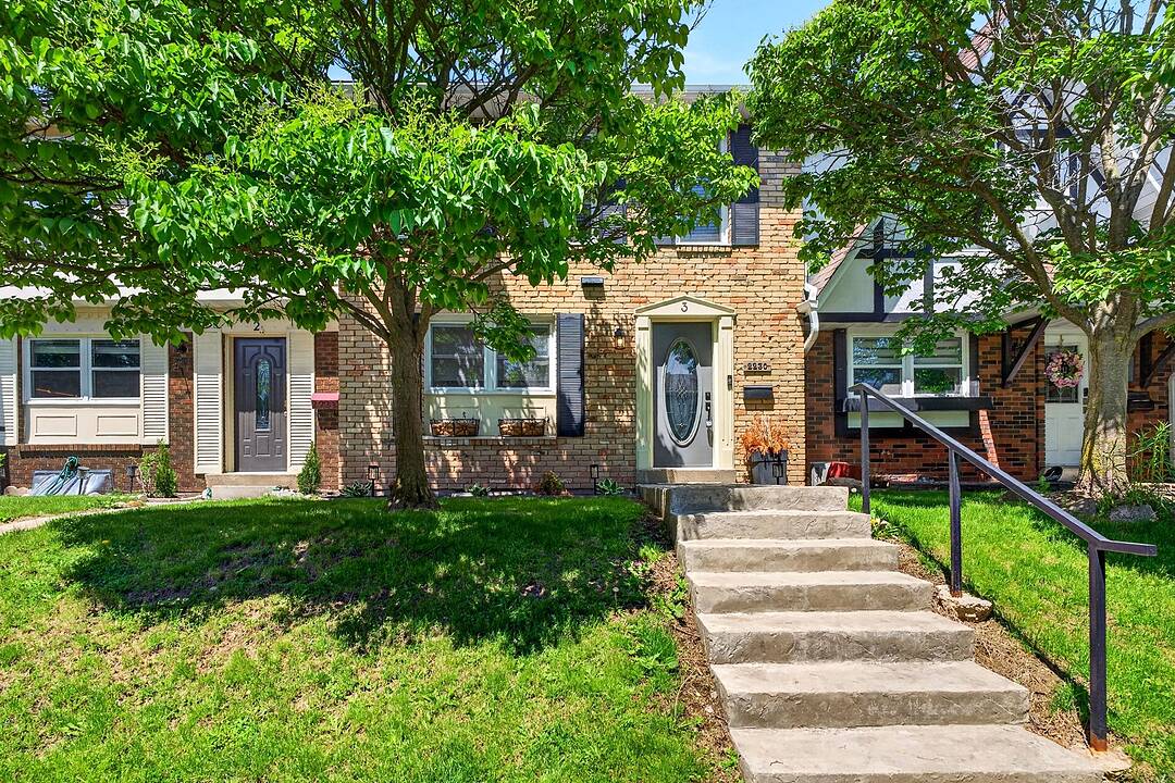 2230 Upper Middle Rd #3, Burlington, Ontario