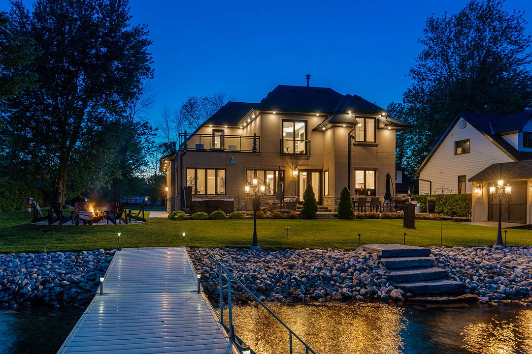 137 Stinsons Bay Rd, Kawartha Lakes, Ontario