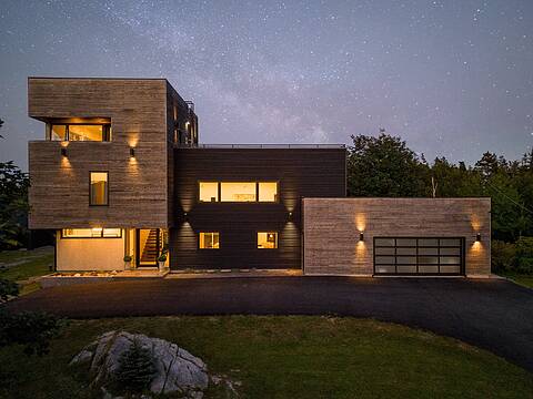 78 Shore Road, Herring Cove