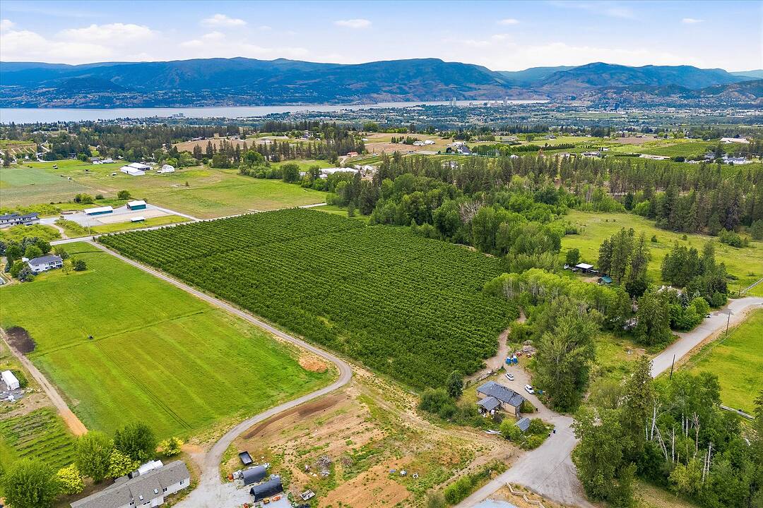 4400 Jaud Road, Kelowna, British Columbia