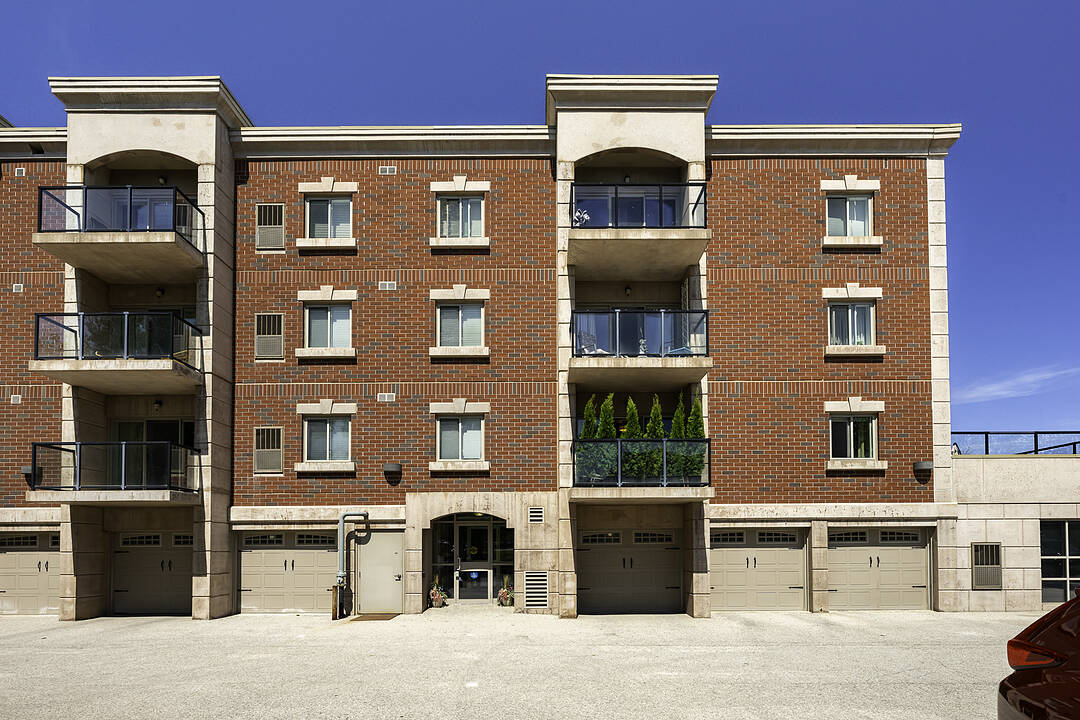 221 Adelaide St #201, Saugeen Shores, Ontario