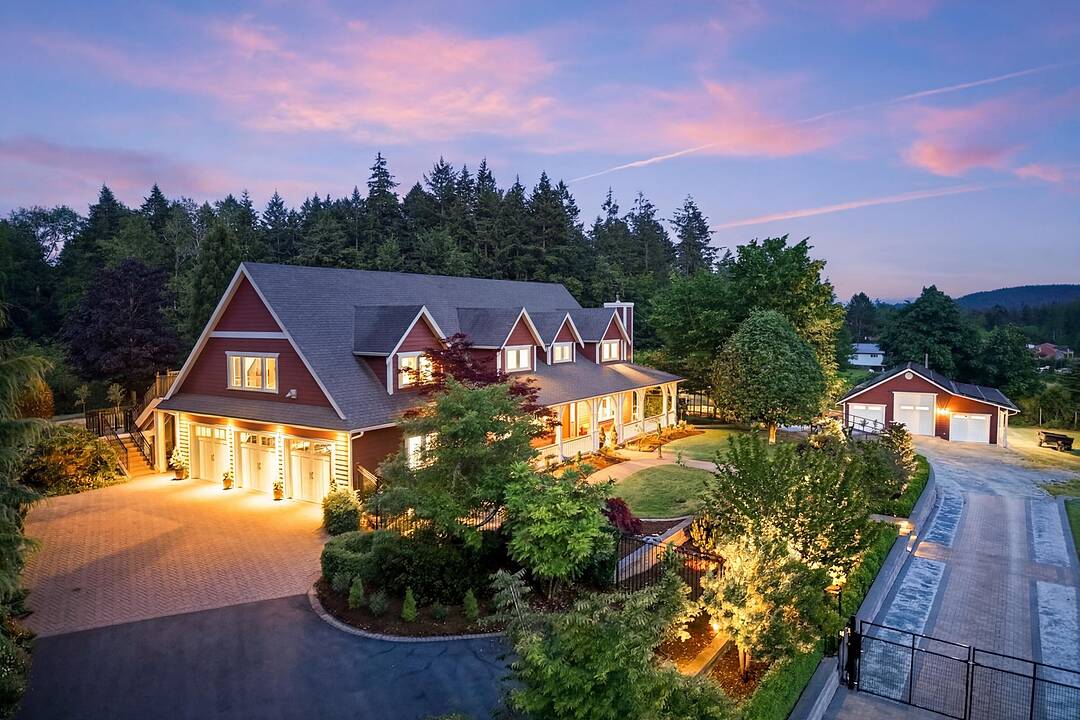 6429 Bryn Road, Central Saanich, British Columbia