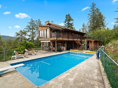 12610 Oyama Road, Oyama