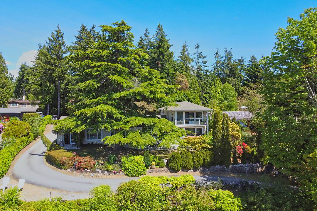 4632 Whitaker Road, Sechelt, British Columbia