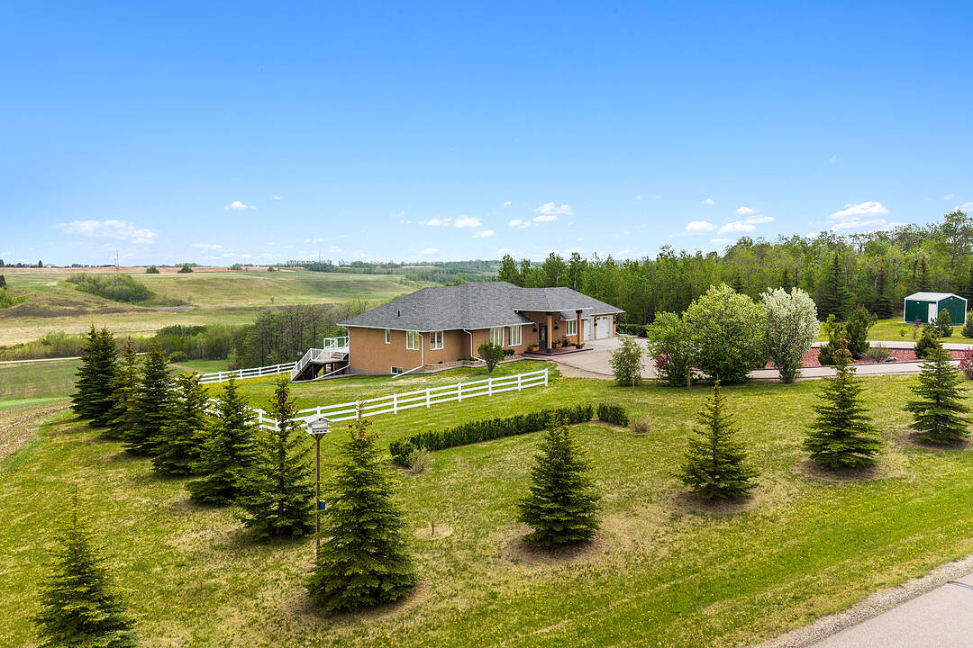 28125 Highway 587, Rural Red Deer County, Alberta