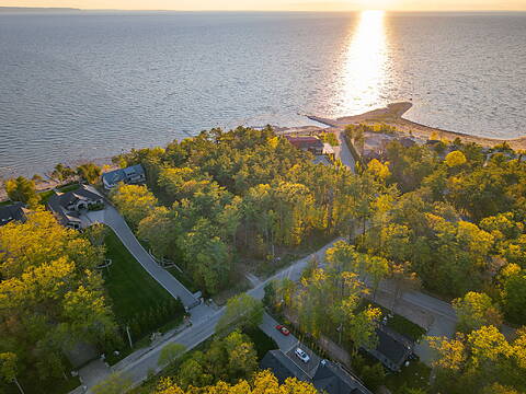 1716 Tiny Beaches Rd S, Tiny