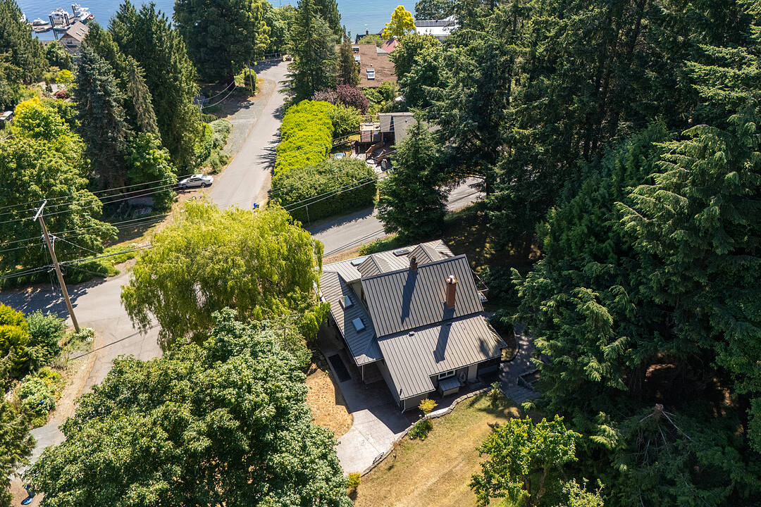 1038 Redcap Street, Duncan, British Columbia
