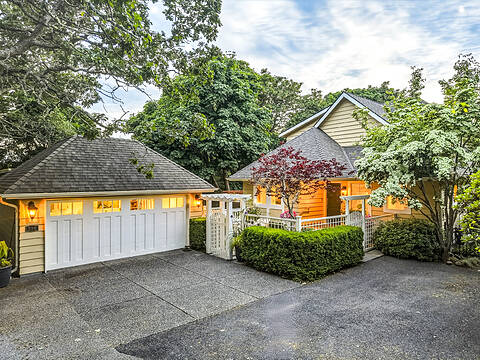 590 Island Road, Oak Bay