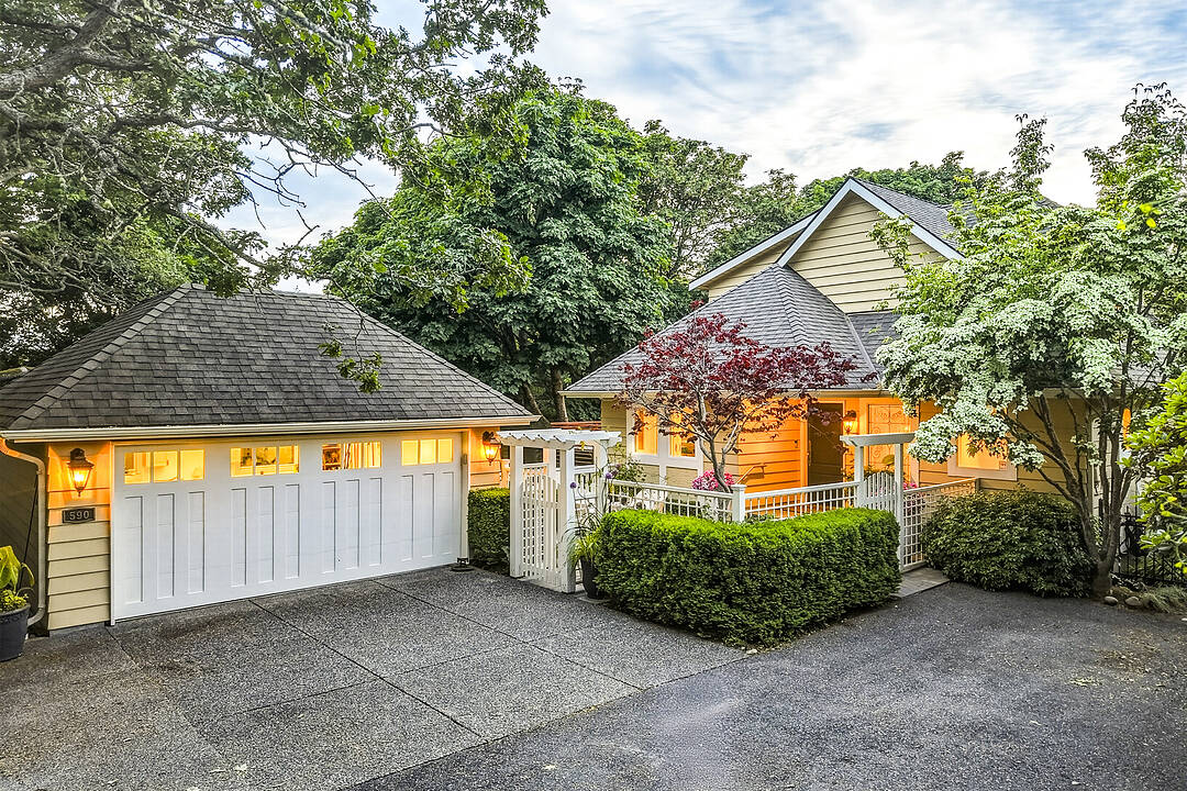 590 Island Road, Oak Bay, British Columbia