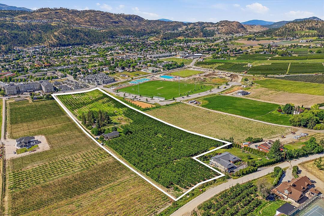 319 Valley Road, Kelowna, British Columbia