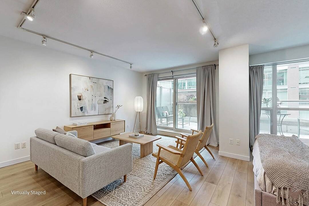 230 King St #410, Toronto, Ontario