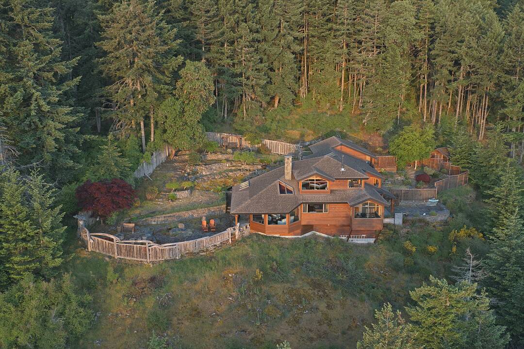 378 Wright Road, Salt Spring, British Columbia