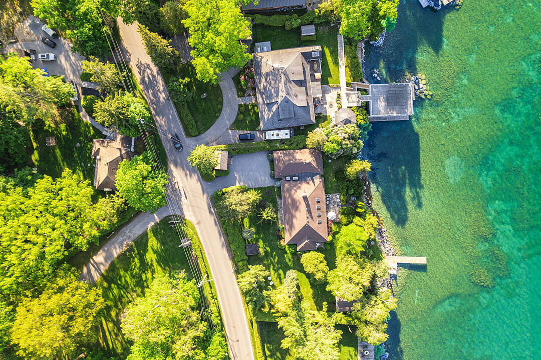 30 Hedge Rd, Jackson's Point, Ontario