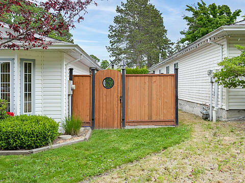 128 Camas Lane, View Royal