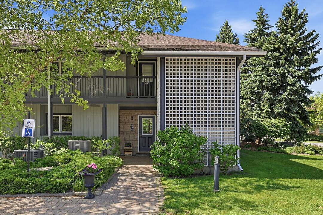 694 Johnston Park Avenue, Collingwood, Ontario
