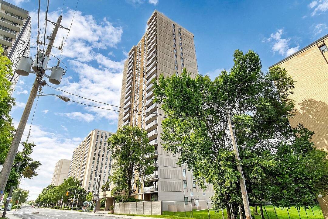 135 Marlee Ave #403, Toronto, Ontario