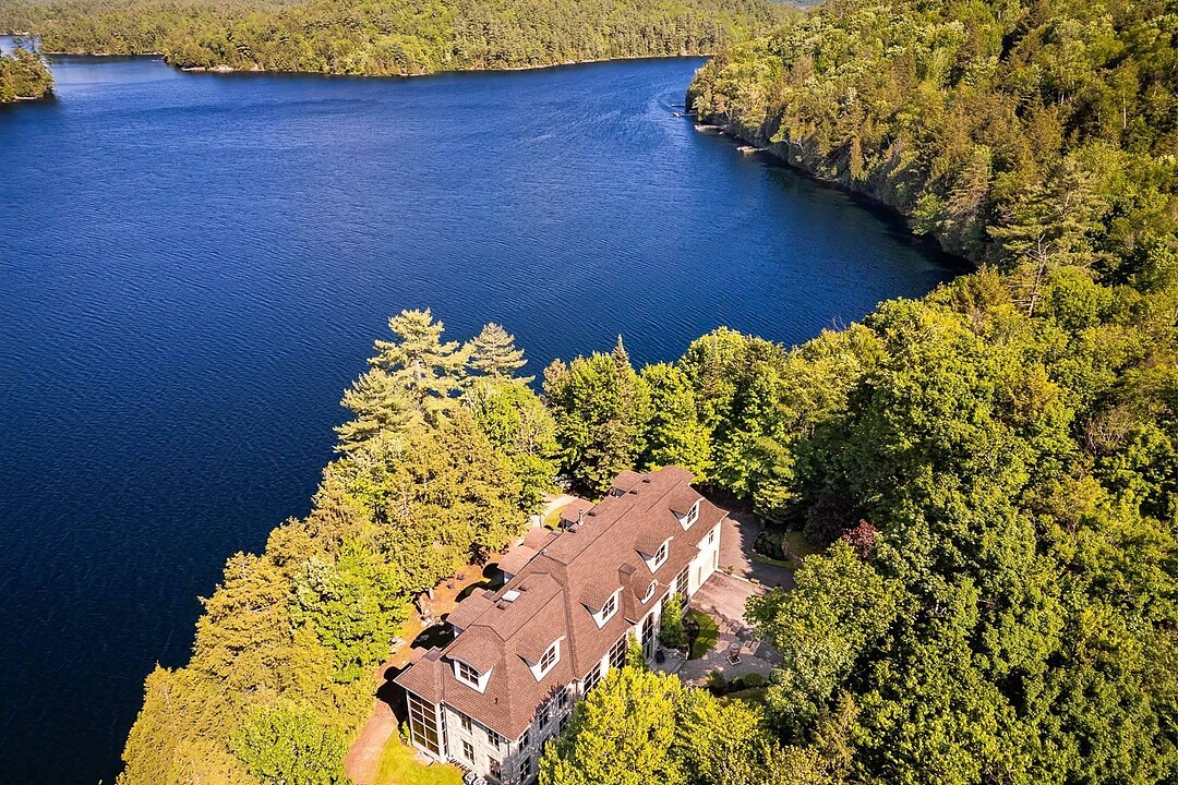 169 Ch. du Rubis, Val-des-Monts, Québec