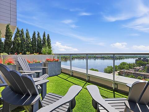 9 Boul. des Prairies, Apt. PH4, Pont-Viau