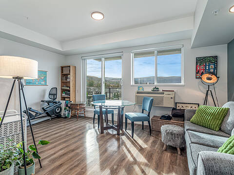 411-615 Rutland Road N, Kelowna