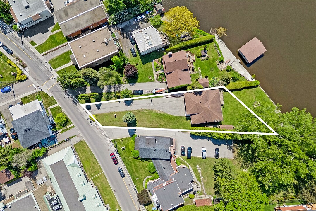 196 Rue Ste-Anne, Sainte-Anne-de-Bellevue, Québec