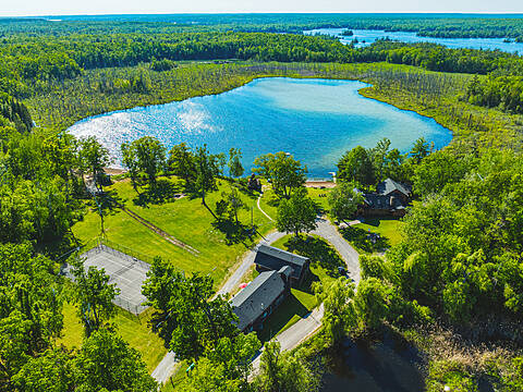 215 Laplantes Rd, Trent Lakes