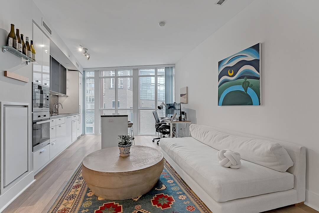 32 Davenport Rd #315, Toronto, Ontario
