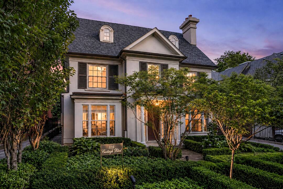 335 Cortleigh Blvd, Toronto, Ontario