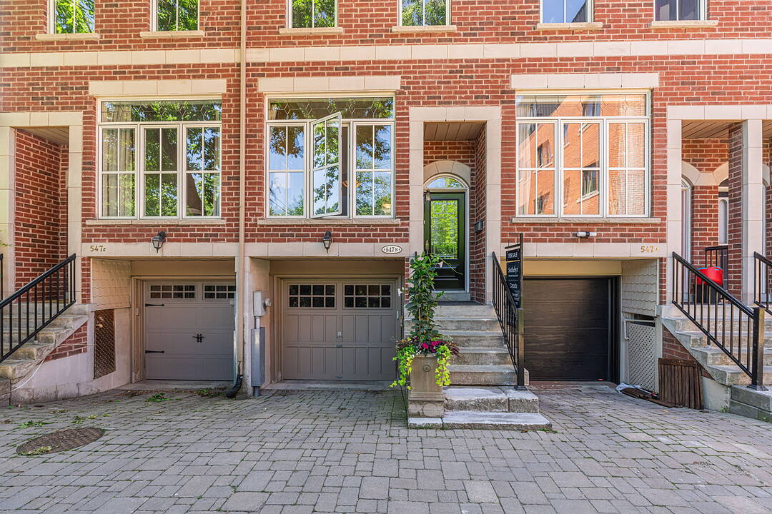 547B Parliament St, Toronto, Ontario