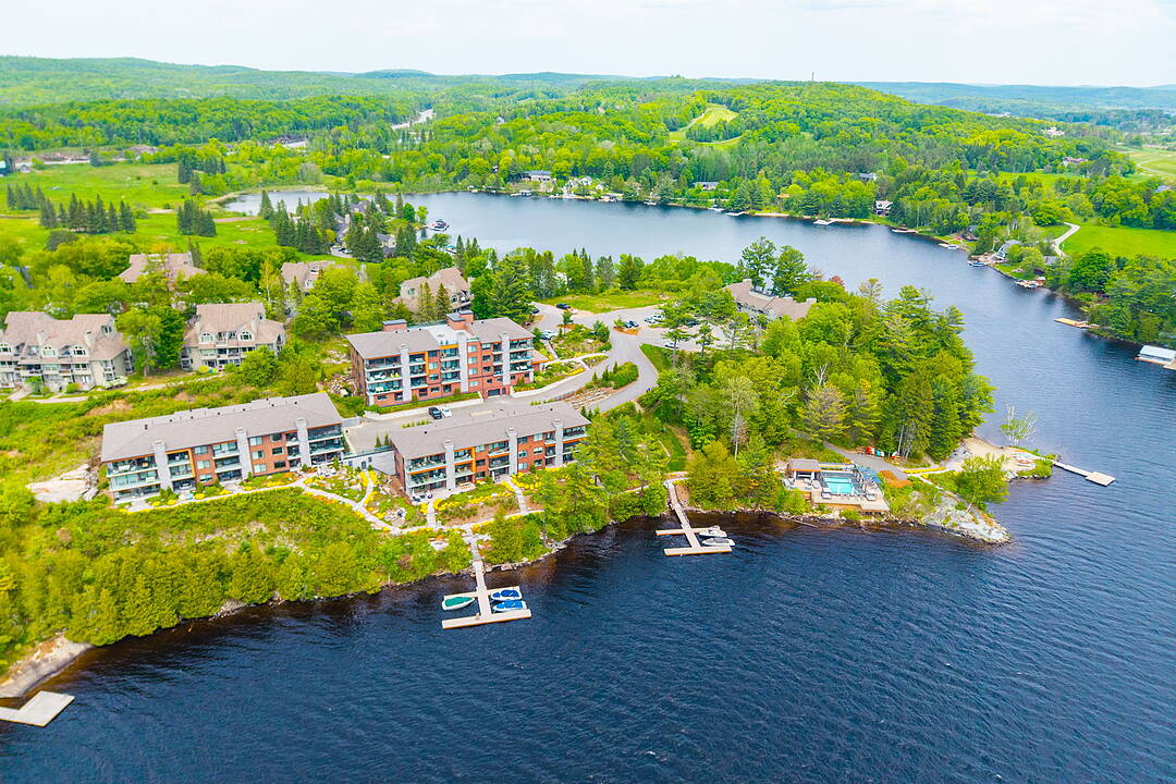 727 Grandview Drive #101, Huntsville, Ontario