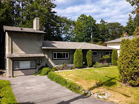 1846 Fairburn Drive, Saanich
