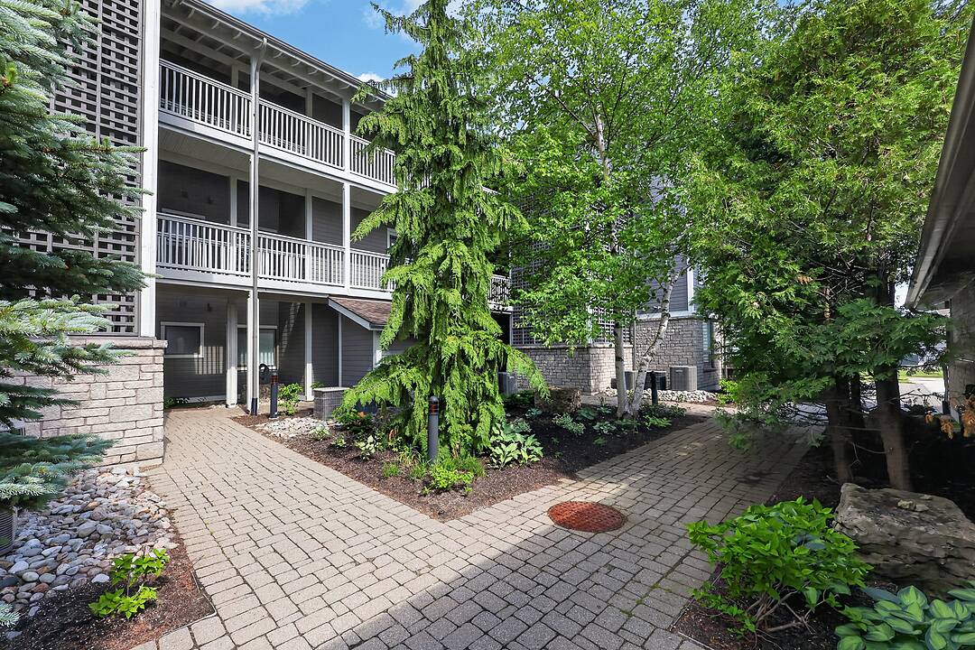 541 Mariners Way, Collingwood, Ontario