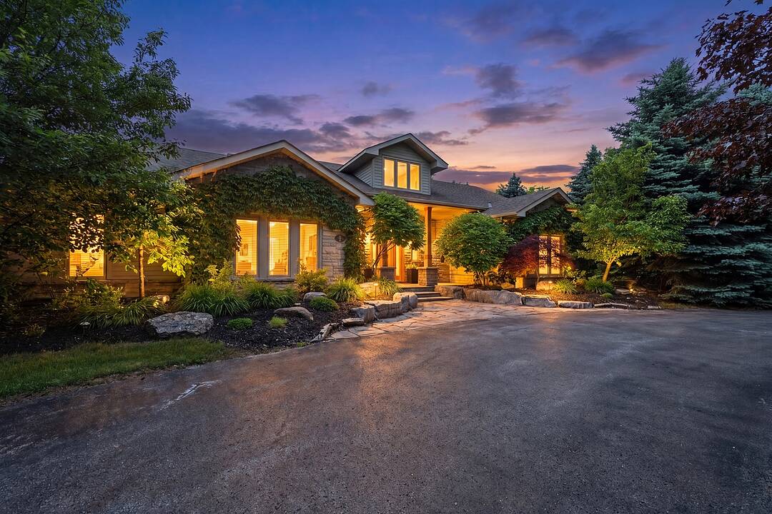2 Evergreen Road, Collingwood, Ontario