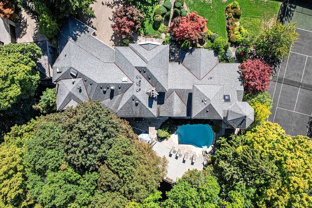 340 Riverview Dr, Toronto, Ontario