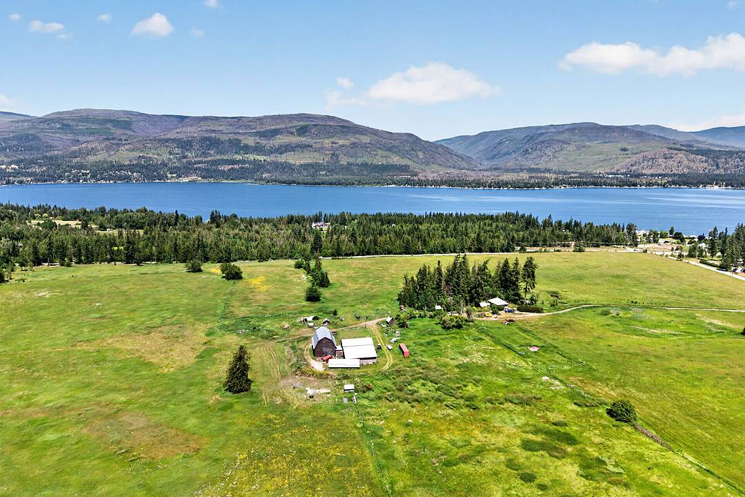 870 Dilworth Road, Sorrento, British Columbia