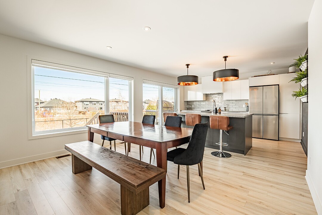 3088 Rue du Sauvignon, Sainte-Marthe-sur-le-Lac, Québec