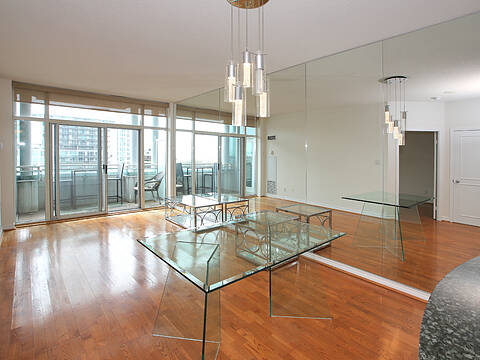600 Queens Quay W #SPH22, Toronto