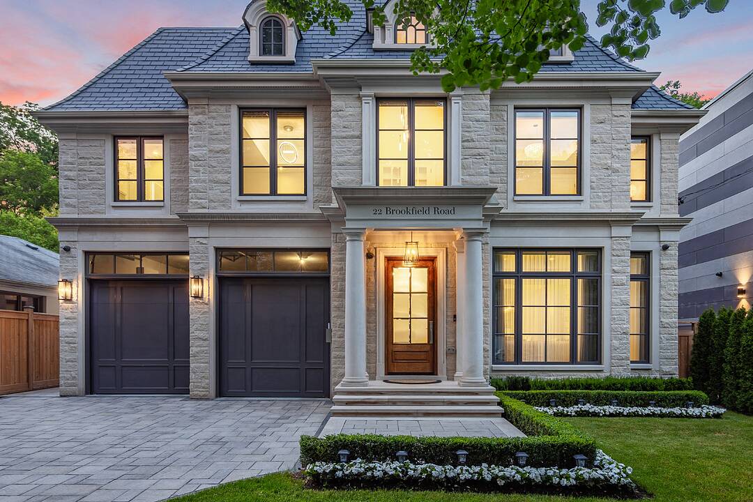 22 Brookfield Rd, Toronto, Ontario
