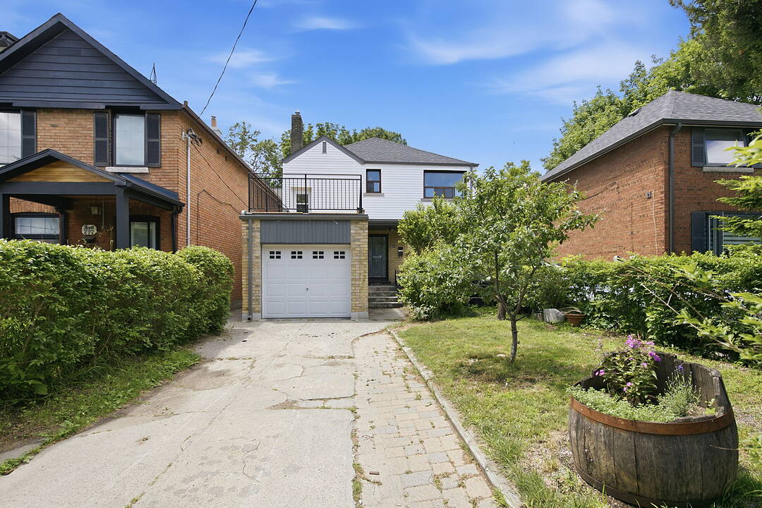 676 Beresford Ave #Upper, Toronto, Ontario