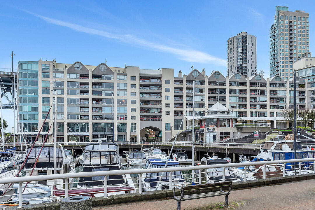 1012 Beach Avenue #502, Vancouver, British Columbia