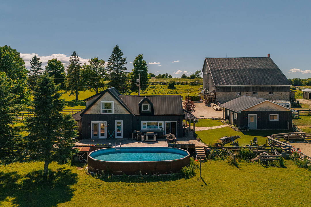 467435 12th Concession B, Grey Highlands, Ontario