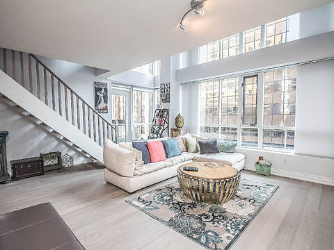 80 Cumberland St #309, Toronto