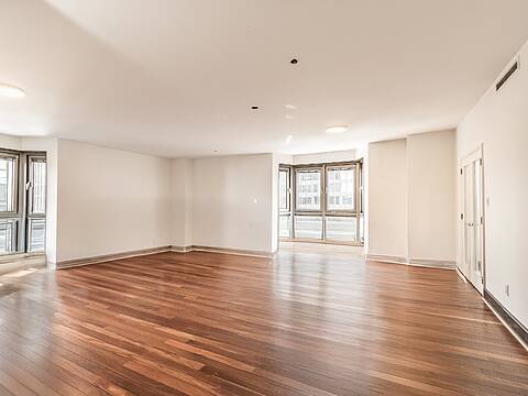 4175 Rue Ste-Catherine O., Apt. 401, Westmount
