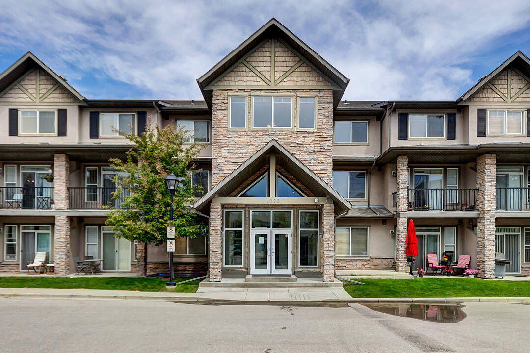 211 Aspen Stone Boulevard SW #1222, Calgary, Alberta