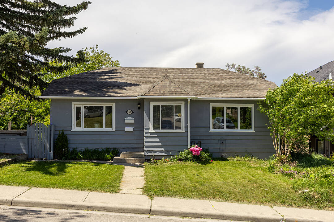 2507 15a Street SW, Calgary, Alberta