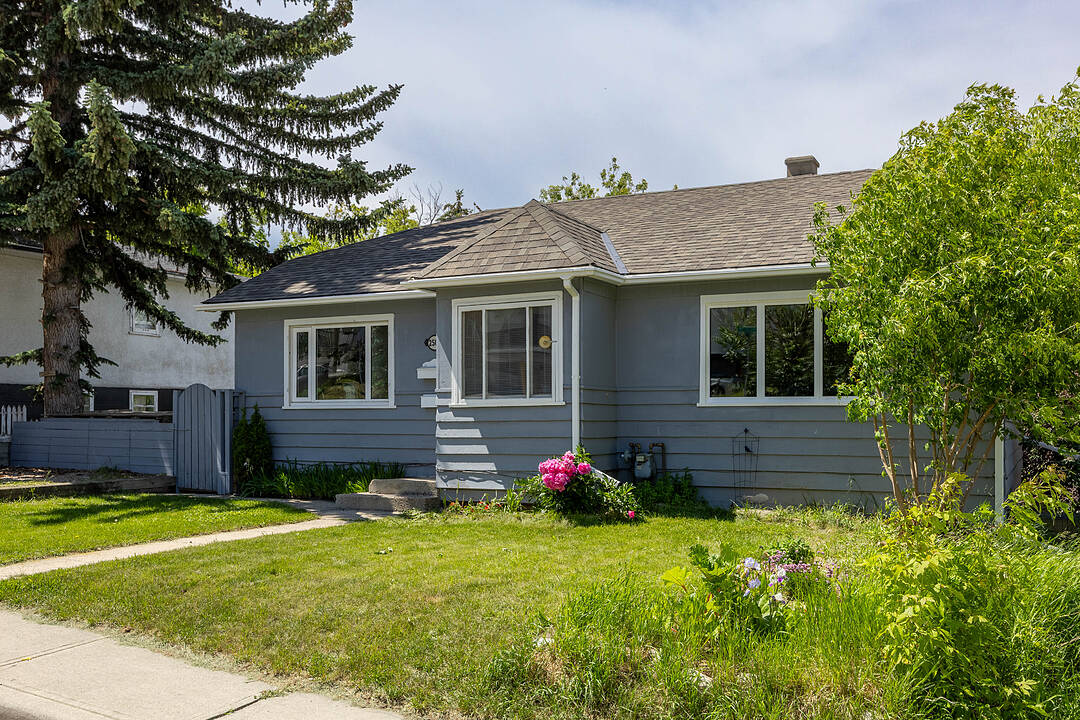 2507 15a Street SW, Calgary, Alberta