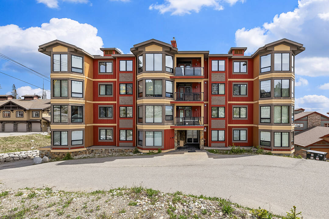 103-5085 Snowbird Way, Big White, British Columbia