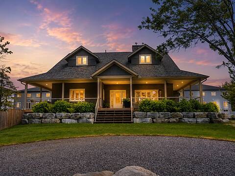 145 Blanchard Street E., Gravenhurst